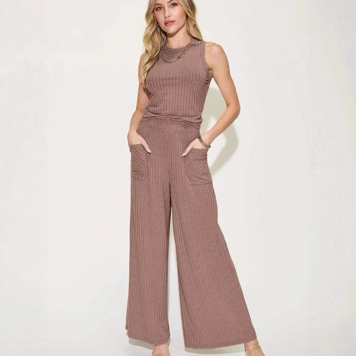 Dame afslappet jumpsuit med bred ben og praktiske lommer Skovae