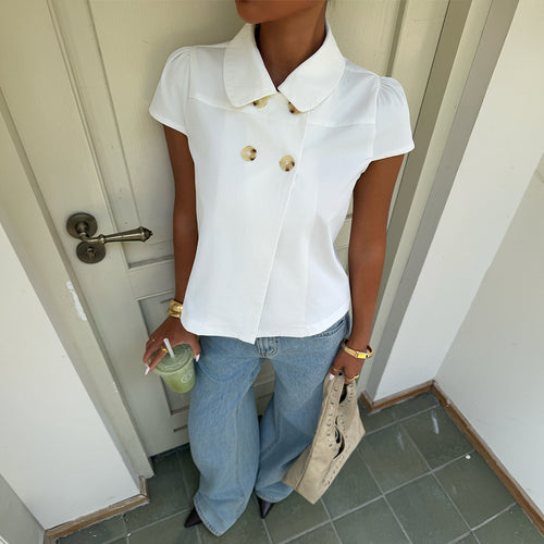 Dame elegant bluse med fine knapdetaljer og krave Skovae