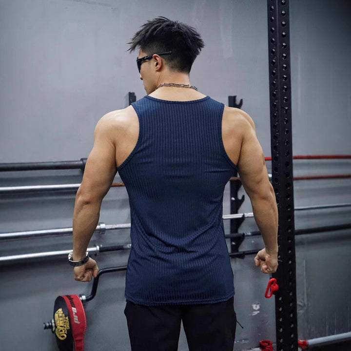 Herrer ærmeløs fitnessskjorte med innovativt snit og åndbart materiale Stilla