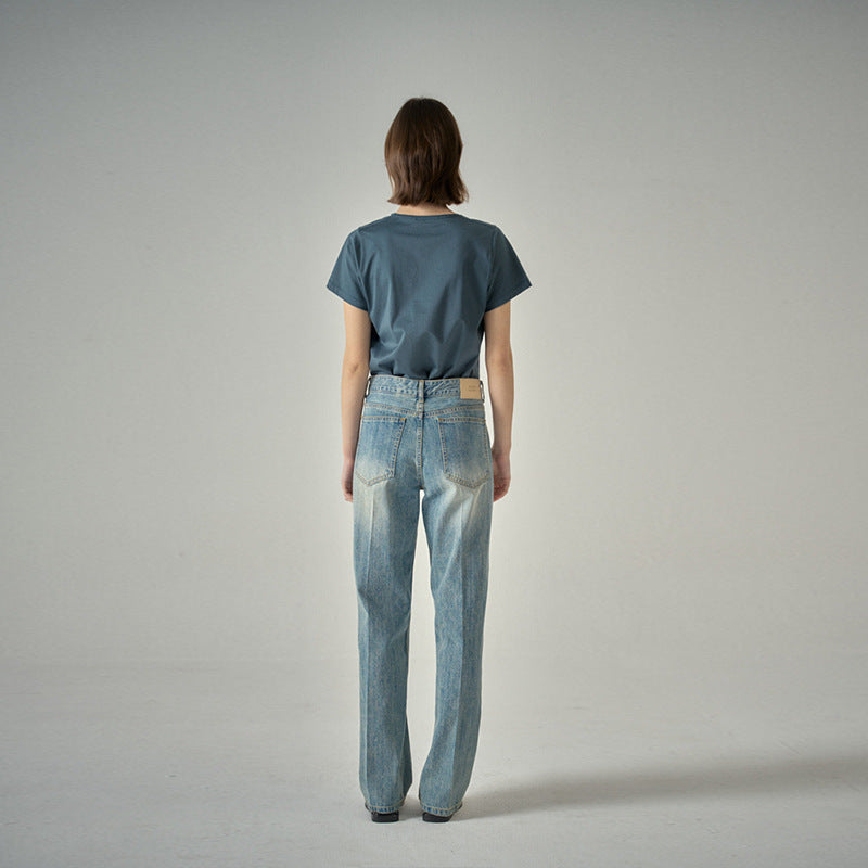 Dame Højskårne Flared Jeans med moderne design og komfortabel pasform Stilla