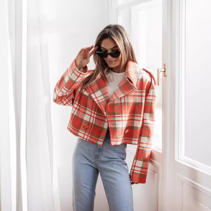 Dameternetternede Cropped Jakke med bredt revers Stilla
