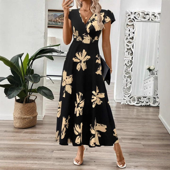 Dame Maxikjole med blomster mønster og elegant V-udskæring Stilla