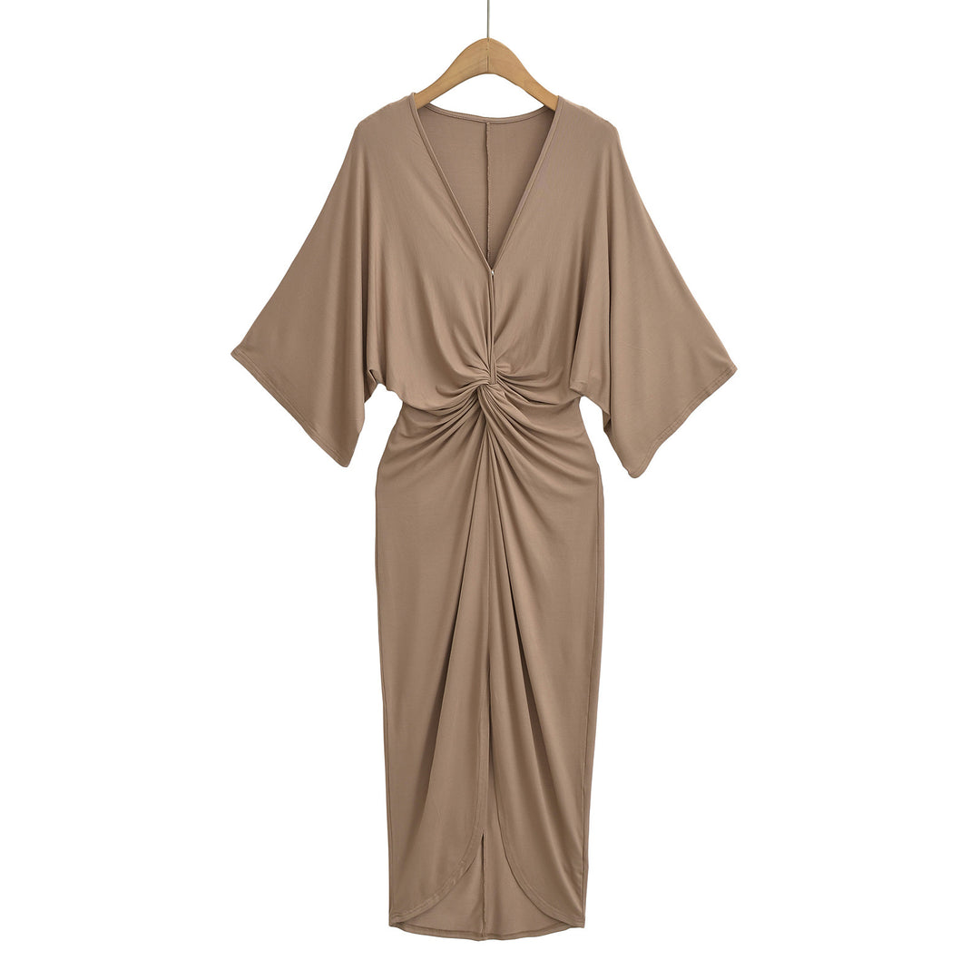 Damer elegant Midikjole med raffinerede draperinger og flatterende snit Stilla