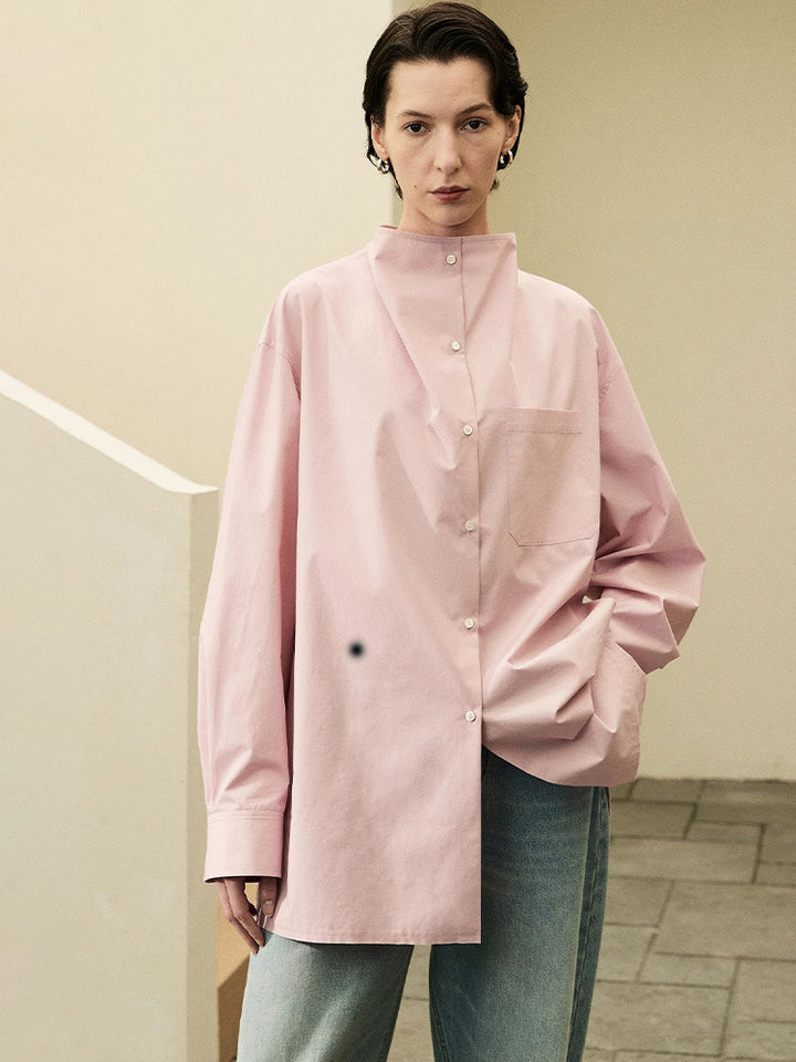 Dame moderne oversized-skjorte med ståkrave Stilla