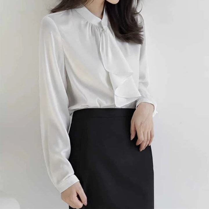 Dame smart bluse med drapering og knapdetalje Stilla
