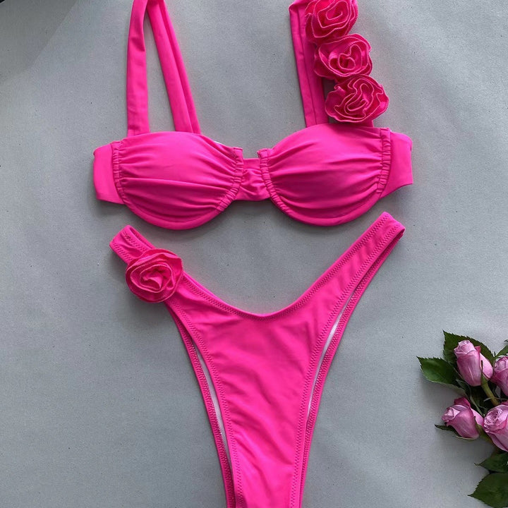 Damebikini med innovativ ruffle-design og justerbare stropper Stilla