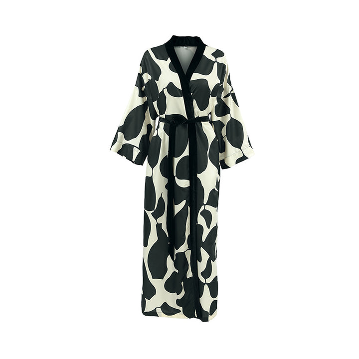 Dame Kimono-kjoler med elegant design og dyb slids Stilla