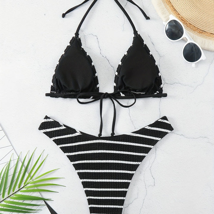 Dame triangel-bikini med raffinerede striber Skovae