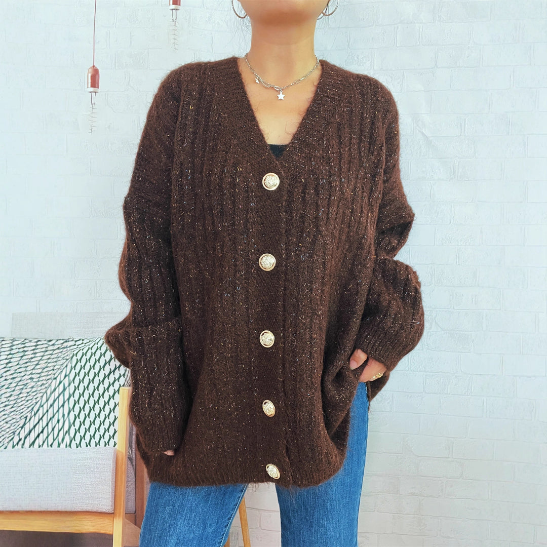 Kvinders oversized cardigan med guldknapdetaljer og blødt materiale Stilla