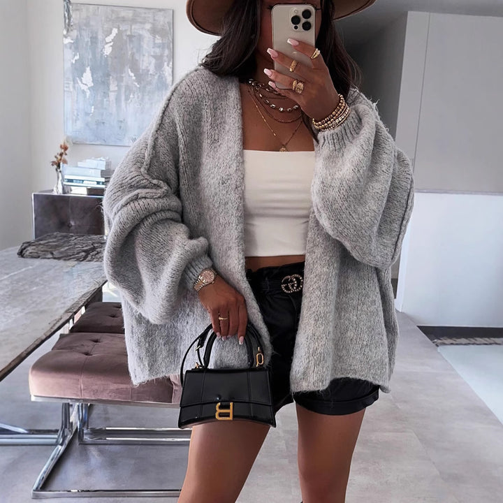 Dame cardigan med oversized snit og voluminøse ærmer Stilla