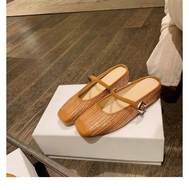Dame Slip-On Ballerinas med gennemført fletdesign og elegant rem Stilla