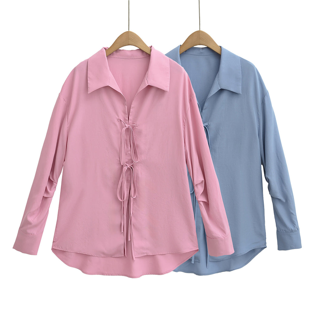 Damebluse med elegant snøring og løs pasform Stilla