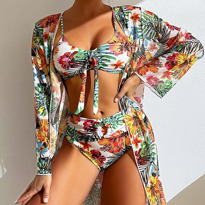 Dame bikini-sæt med blomsterprint og luftig kimono-overjakke Skovae