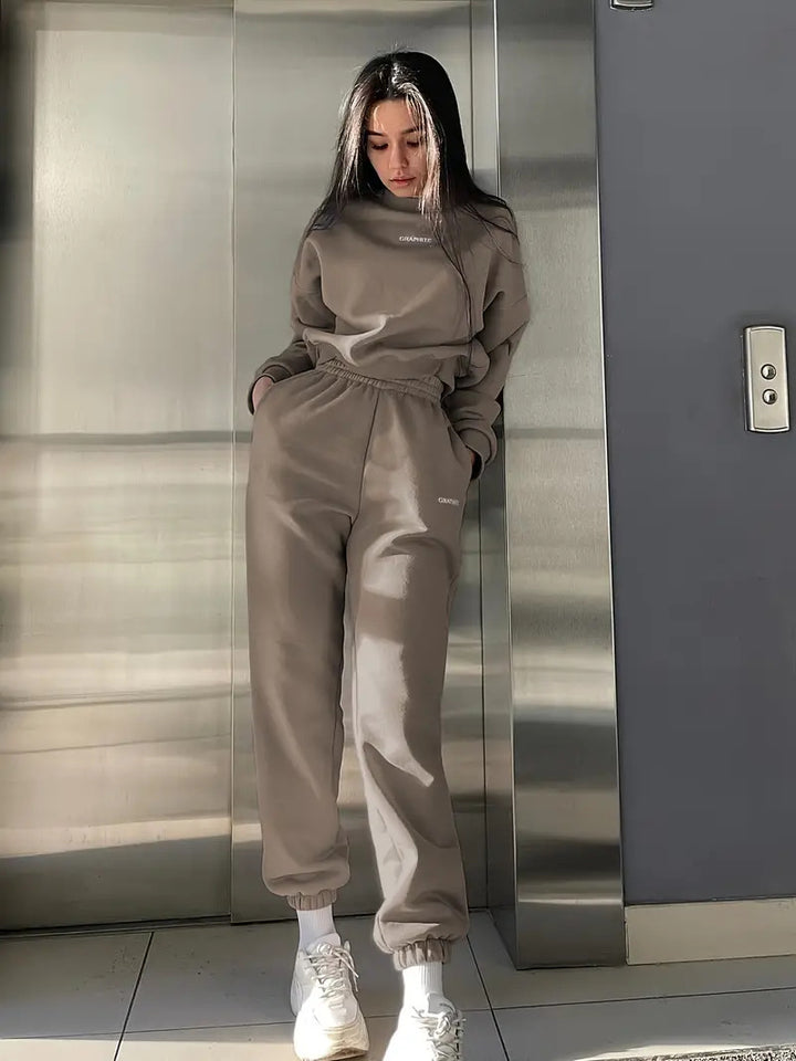 Kvinders sveddragt med moderne oversized pasform og elastisk talje Skovae