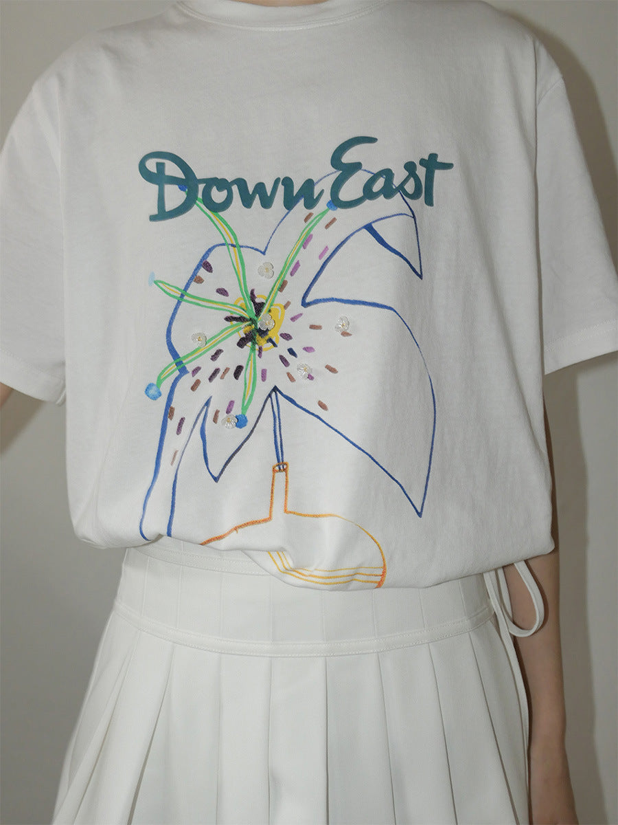 Dame T-shirt med floralt design og afslappet pasform Stilla