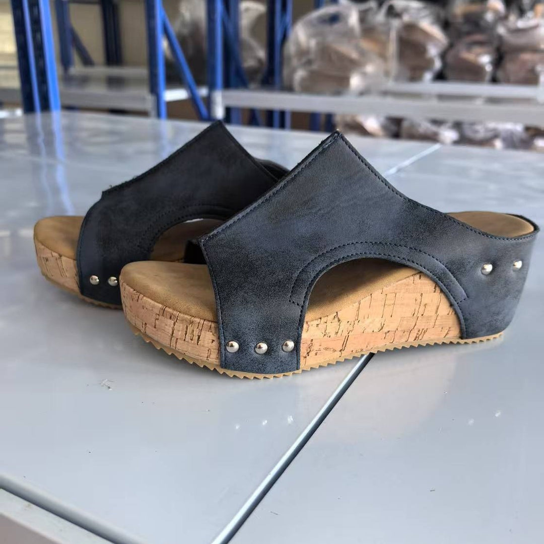 Dame Clogs med stilfuld korkhæl og moderne design Stilla