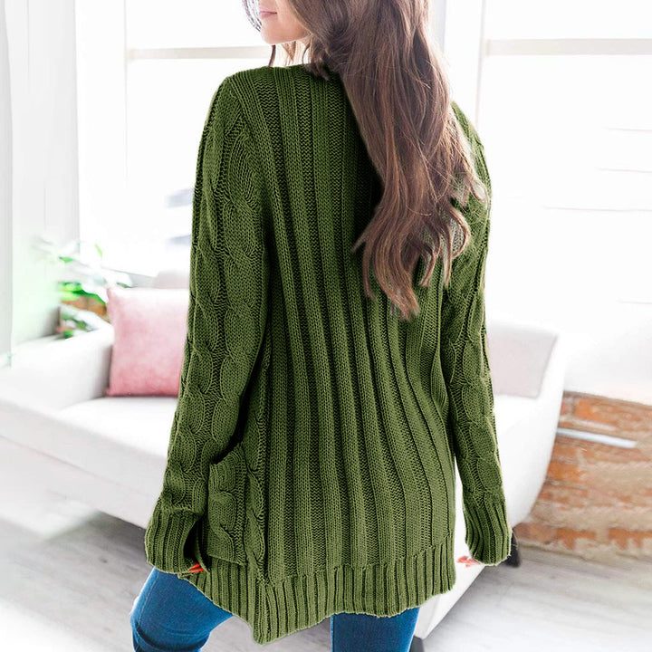 Kvindernes chunky strikkede cardigan med store knapper og praktiske lommer Stilla