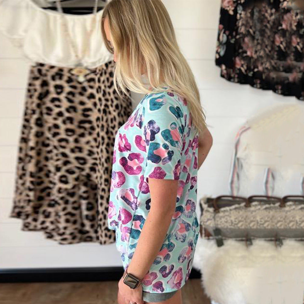 Dame Lækkert T-shirt med kreativ Leo-print og usædvanlig udskæring Stilla