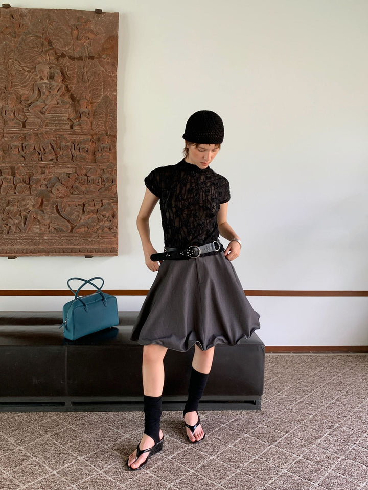 Dame crop-top med luksuriøs silketuch-detalje og elegant sømdesign Stilla