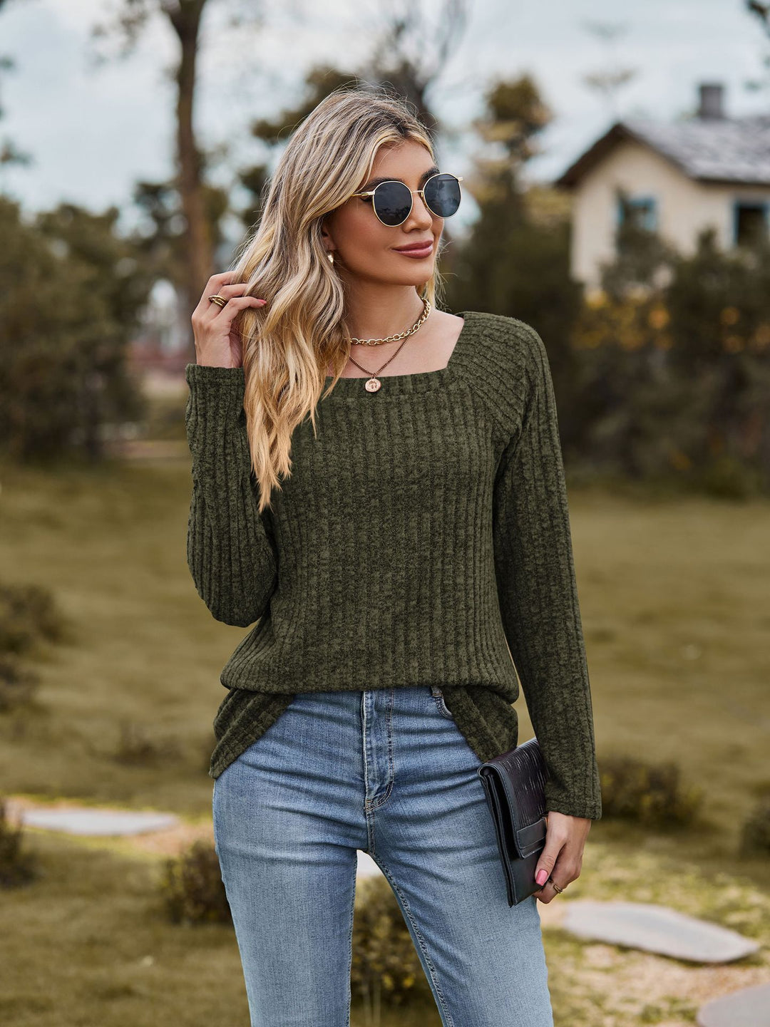Dame sweater med kvadratisk udskæring og struktureret ribdesign Stilla