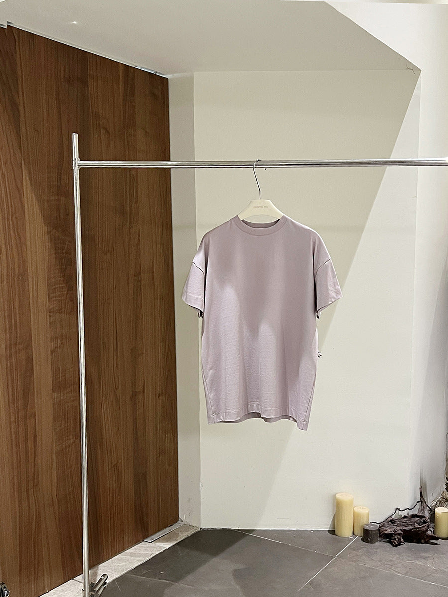 Dame afslappet T-shirt med unik snit og innovative detaljer Stilla