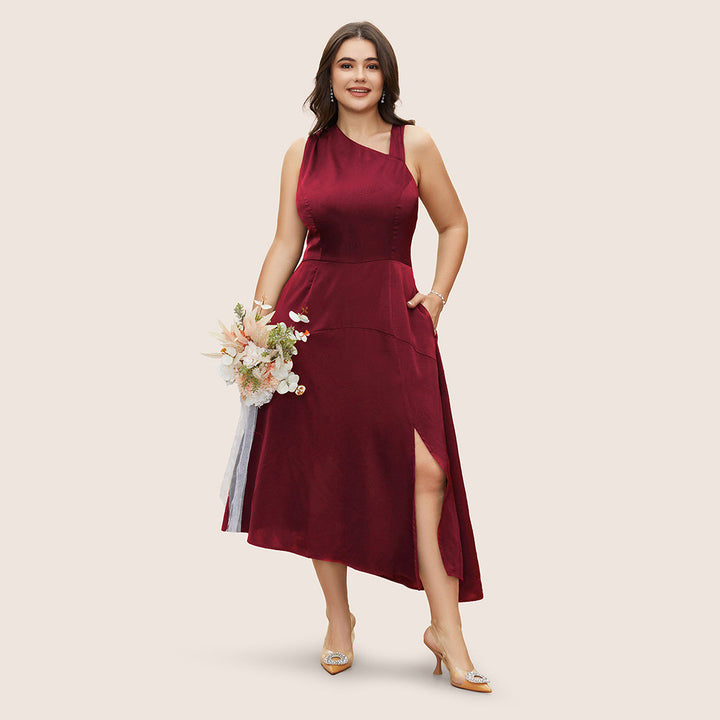 Dame elegant maxikjole med asymmetrisk neckholder og sidelommer Stilla