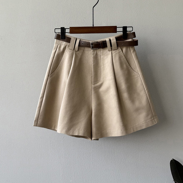 Dame korte Chino-shorts med dekorativt bælte og sidelommer Stilla