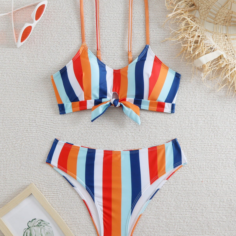 Dame Bikiniset med elegante striber og chic knude Skovae
