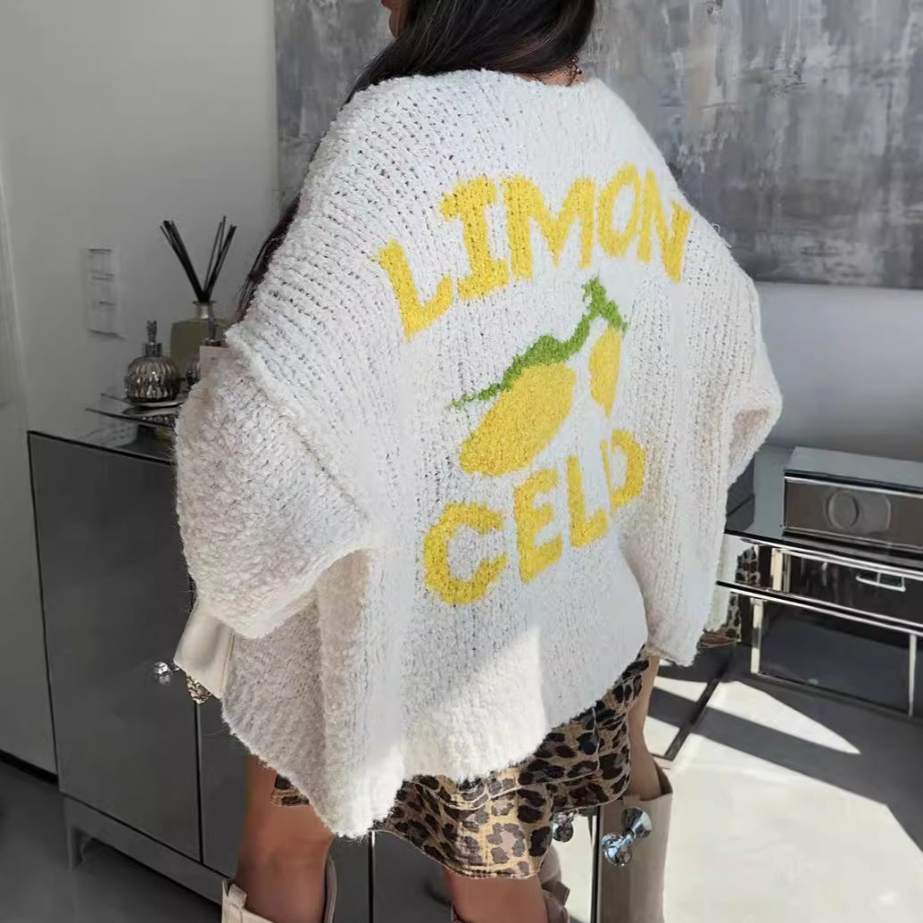 Kvinders afslappede cardigan med muntert frugtdesign og oversized pasform Stilla