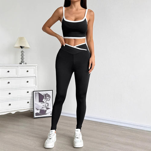 Dame Sporty sæt med tætsiddende top og højt skårne leggings Skovae