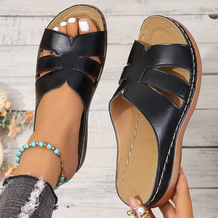 Dame Komfortable og stilfulde sandaler med elegant krydsrem Stilla