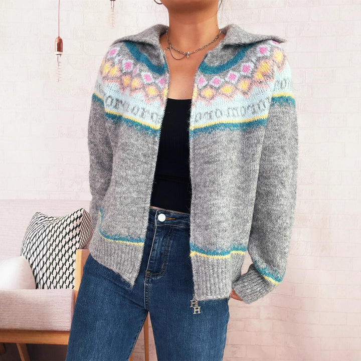 Kvinders cardigan med blomsterprint og moderne lynlås Stilla