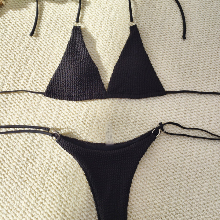 Dame Triangel-Bikini med struktureret stof og elegante ringdetaljer Skovae