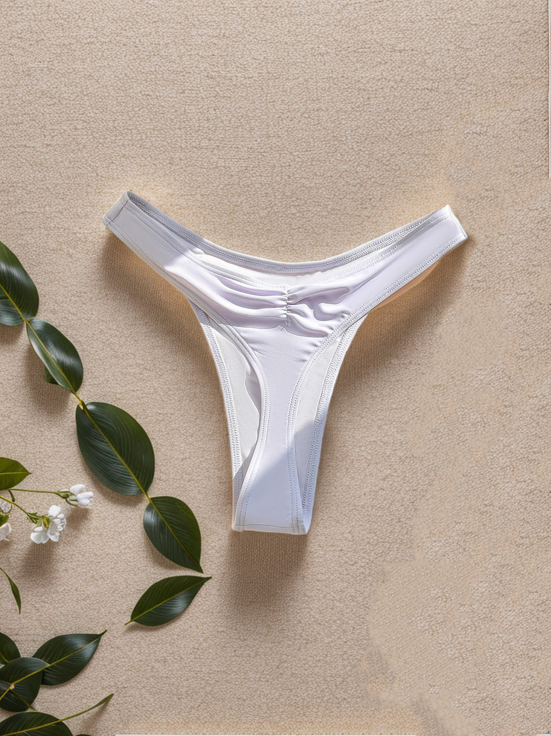 Dame Bikini-bukser med høj benudskæring og elegant snit Skovae