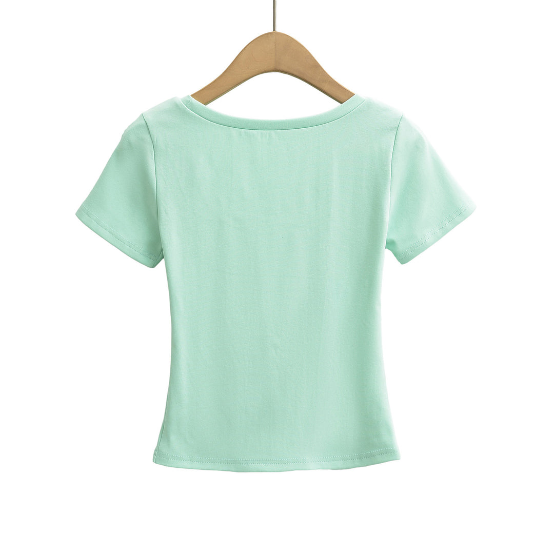Dame tætsiddende T-shirt med rund halsudskæring og kortærmet design Stilla