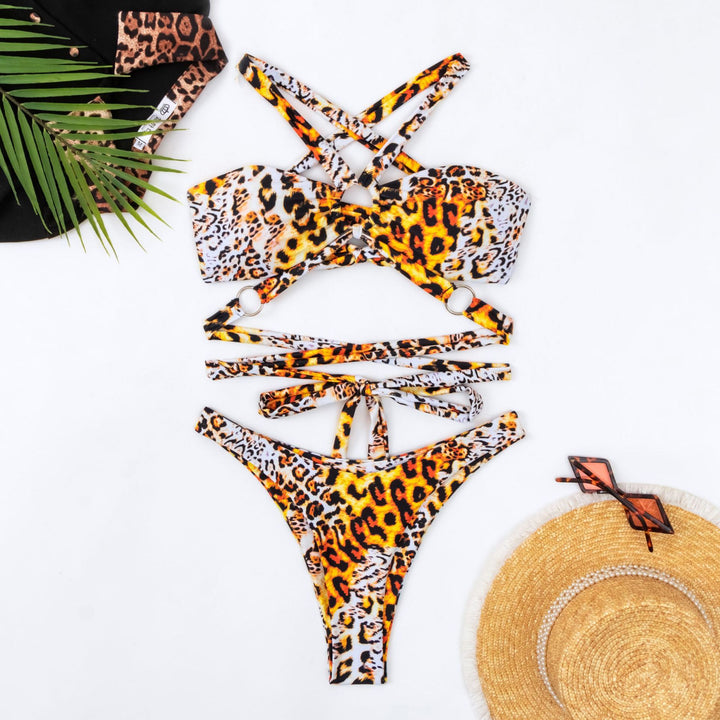 Dame Bandeau-Bikini-sæt med justerbare stropper og modigt cut-out-detalje Stilla