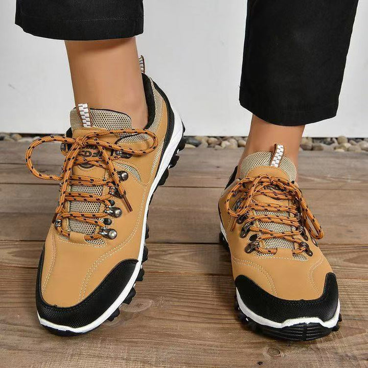 Dame Sporty Trail Sneakers med skridsikker sål og åndbart overmateriale Stilla