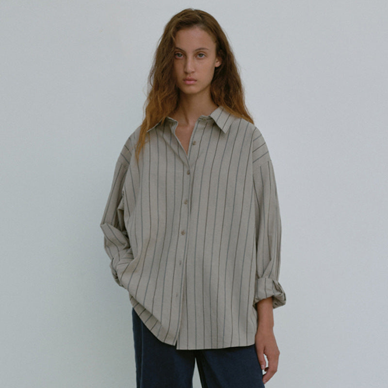 Dame Oversize Skjorte med krydset snit Stilla