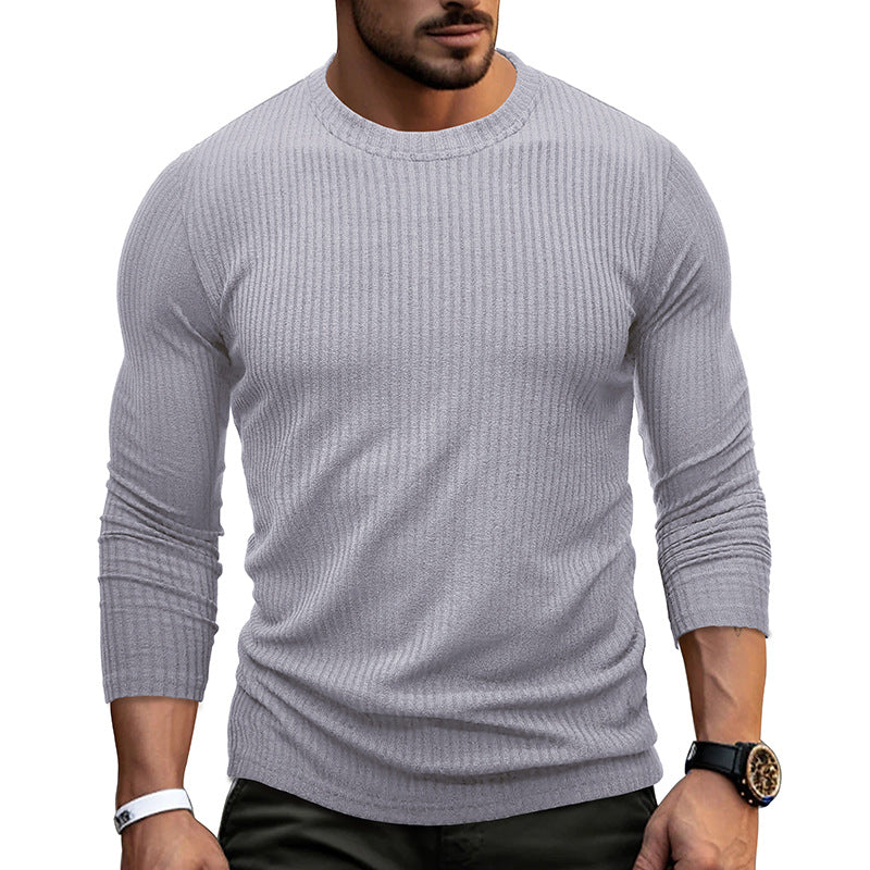 Herren finstrikket pullover med moderne ribdesign og elegant snit Stilla