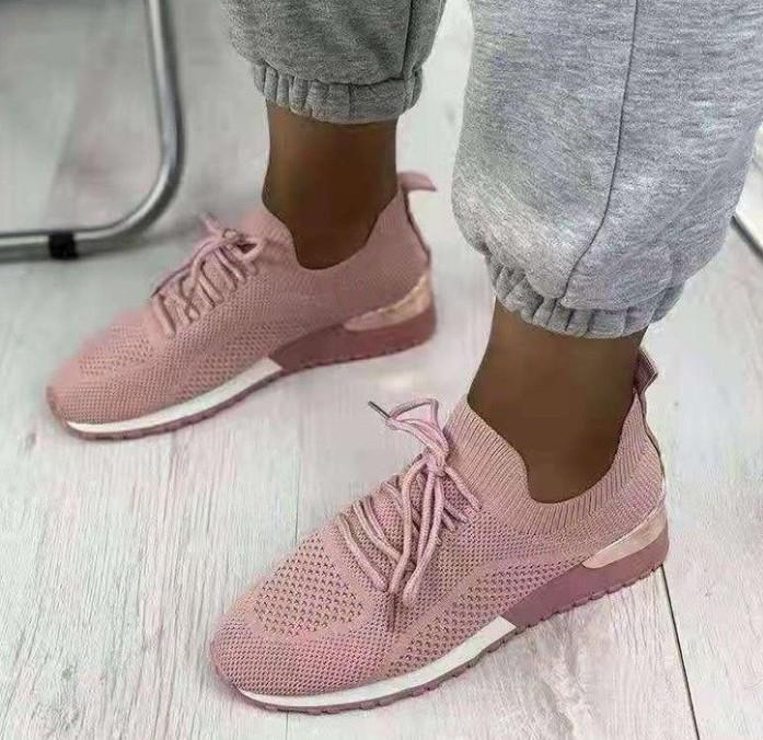Dame Åndbar Lifestyle Sneakers med højt fleksibelt strikoverdel og skridsikker sål Stilla