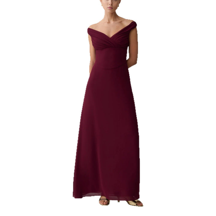 Dame Glamourøst Maxikjole med off-shoulder design og elegant drapering Skovae
