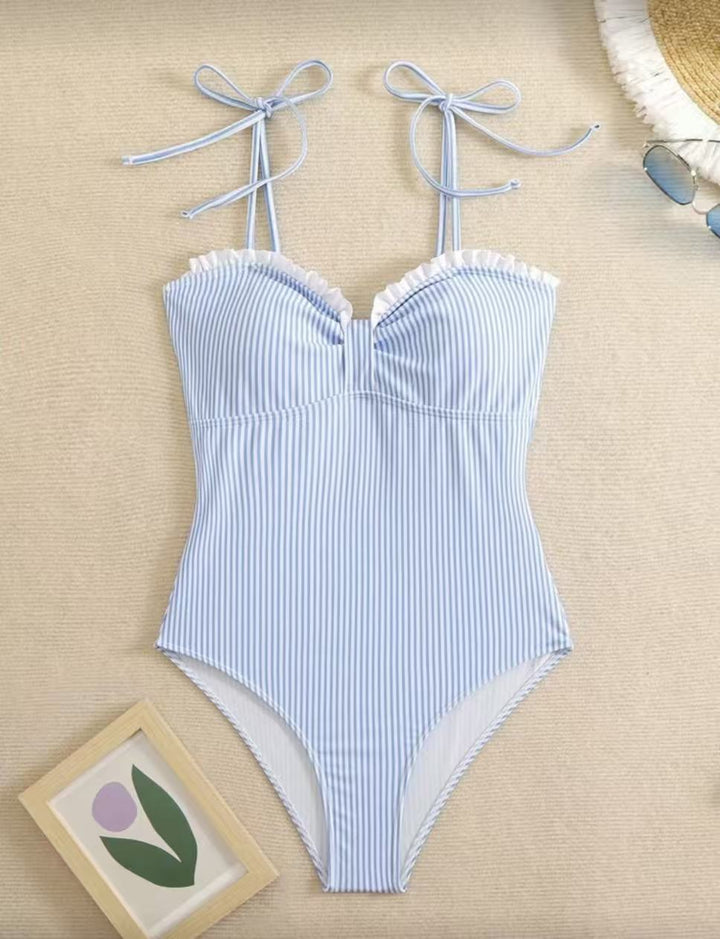 Dame Én-delt Badeoutfit med elegante rynker Skovae
