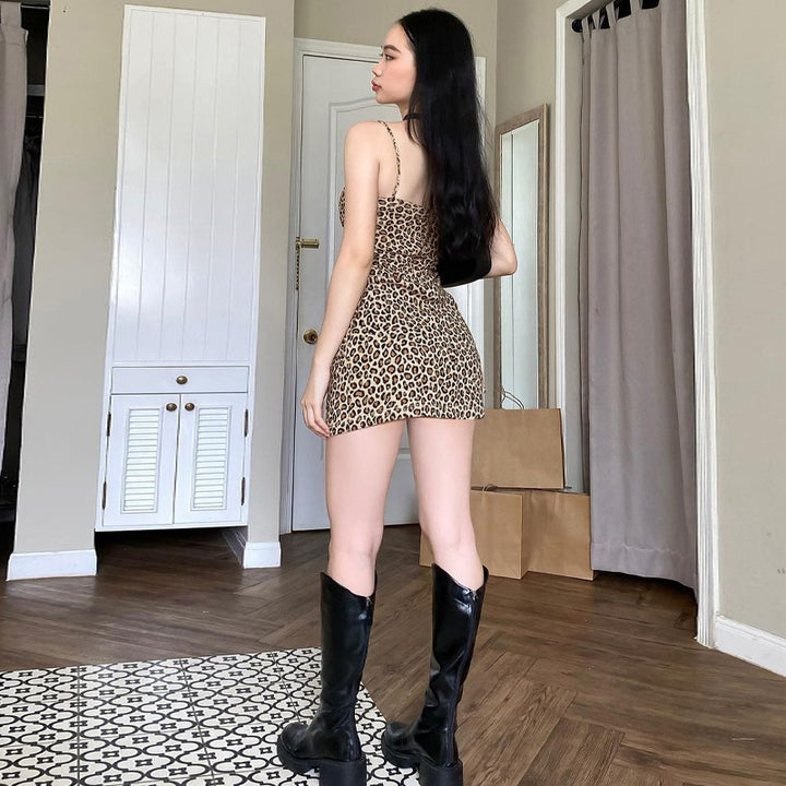 Dame Figurtilpasset Minikjole med Leopardmønster og transparente Stropper Stilla