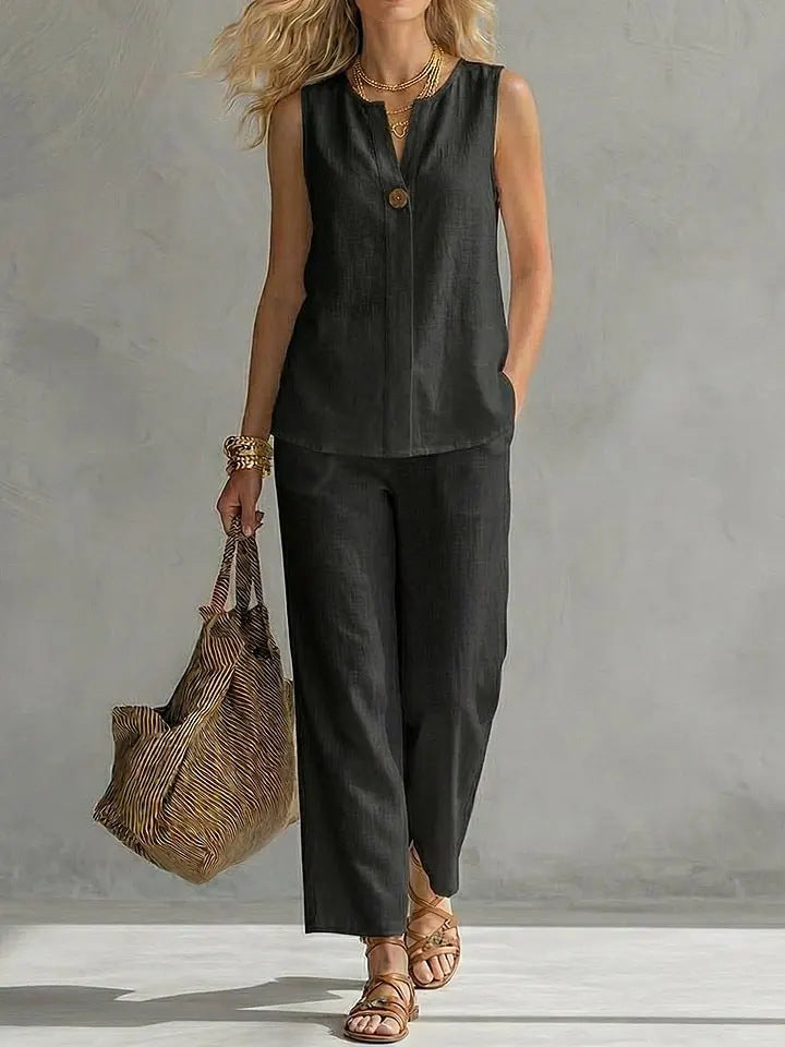 Dame Casual to-delt sæt med ærmeløs bluse og moderigtige bukser Skovae