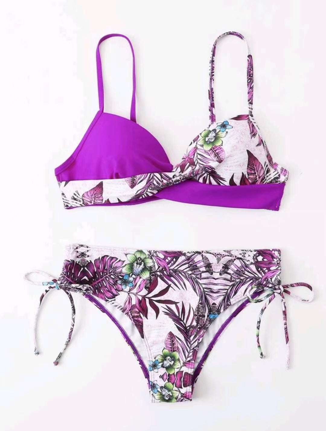 Dame To-delt Bikini-sæt med blomstret trusse og justerbare stropper Stilla