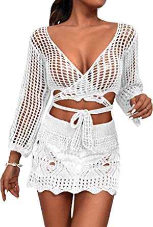 Damer hæklede crop-top og mini skirt sæt med elegante binde-detaljer Skovae