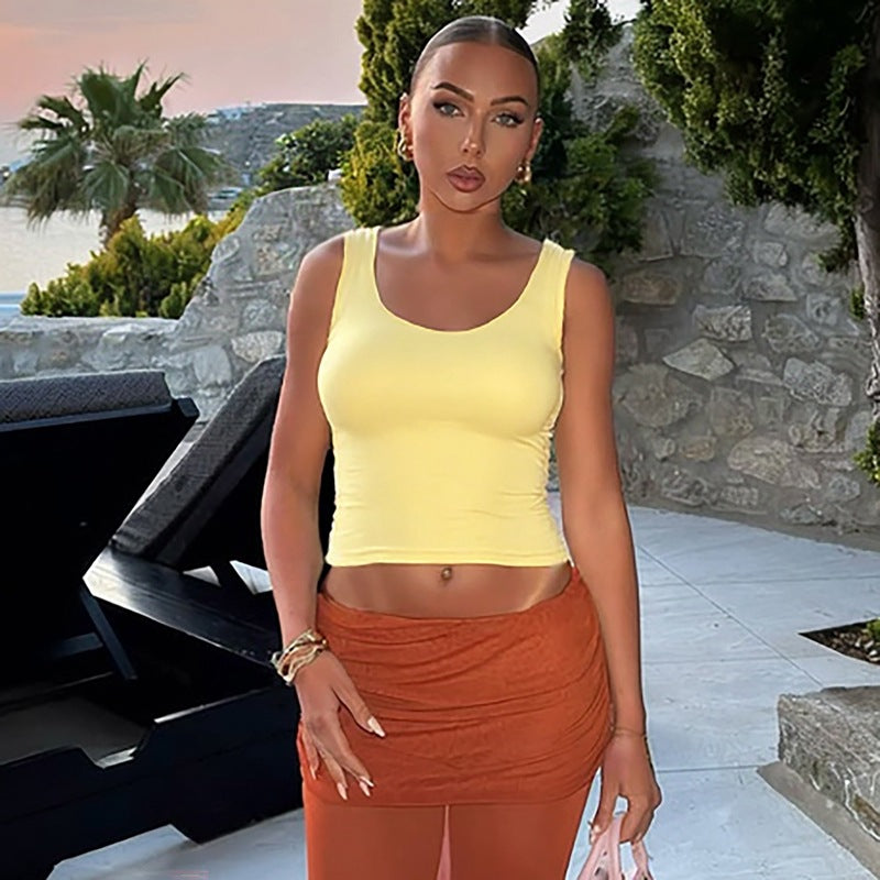 Dame Sporty Crop-Top med Rundhalsetudsnit Skovae