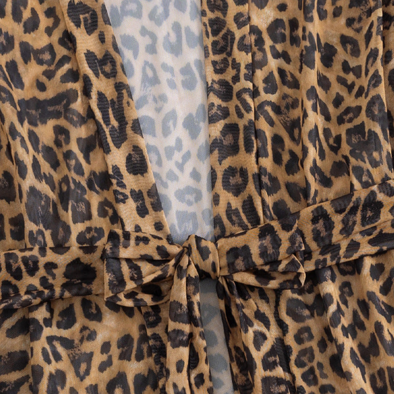Dame luftig strandoverdel med trendy leopardprint Skovae
