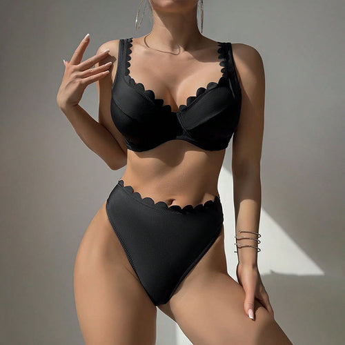 Dame højskåret bikini-sæt med dekorativ bølgekant Skovae