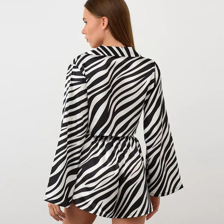 Damer satin pyjamasæt med zebra-print og løs pasform Stilla